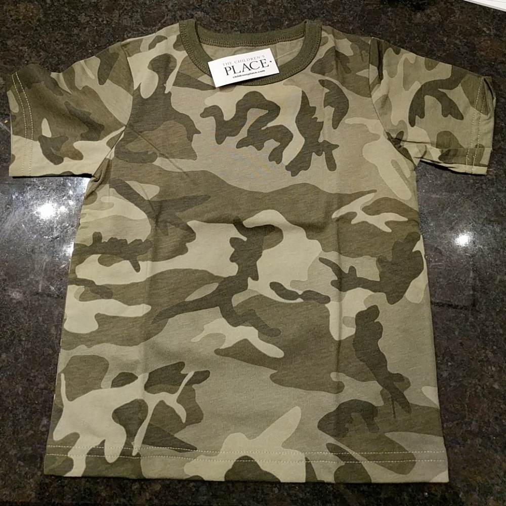 The Children's Place 3T Camo T-shirt